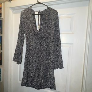 NWOT. Roxy Blue and White long sleeved dress